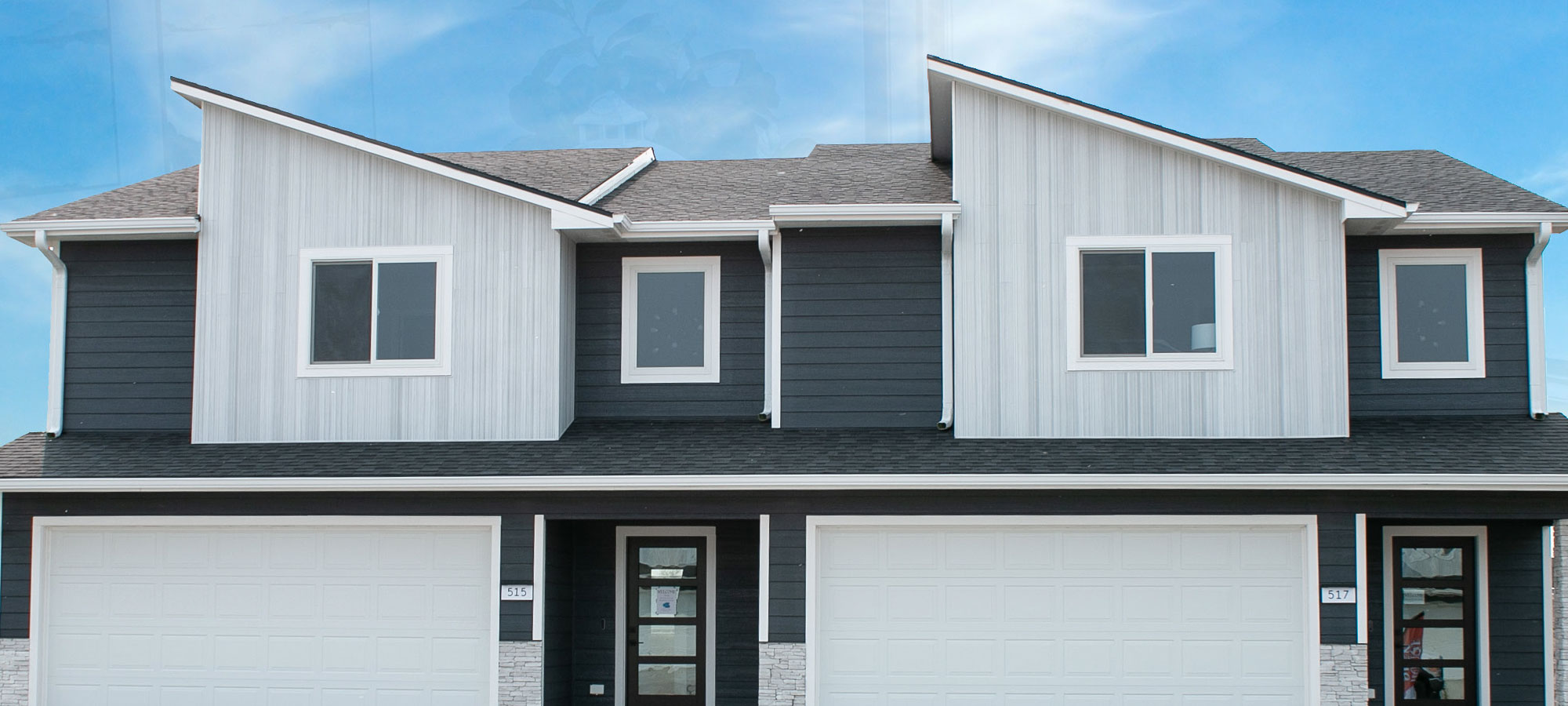 Carefree & Contemporary — Smart Homes