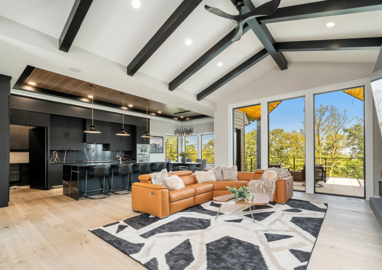 Bringing the Wow Factor with 1J Homes
