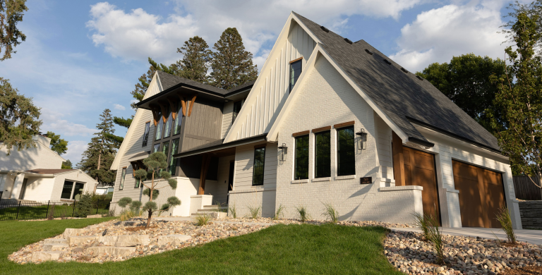 A Perfect Mix of Traditional & Modern