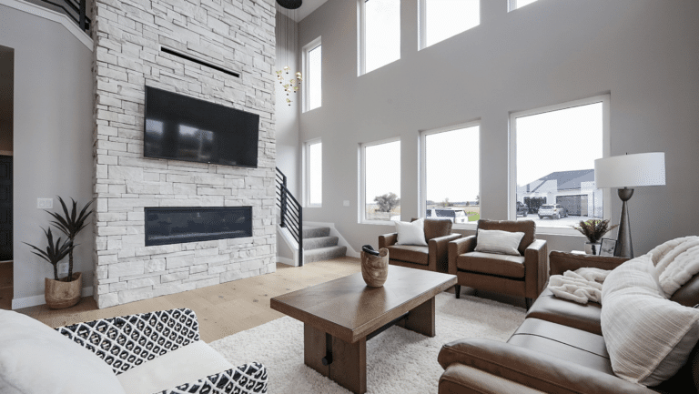 Spacious, Modern & Cozy